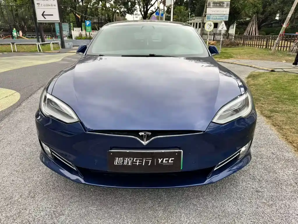 Tesla Model S 2017 — фото 2