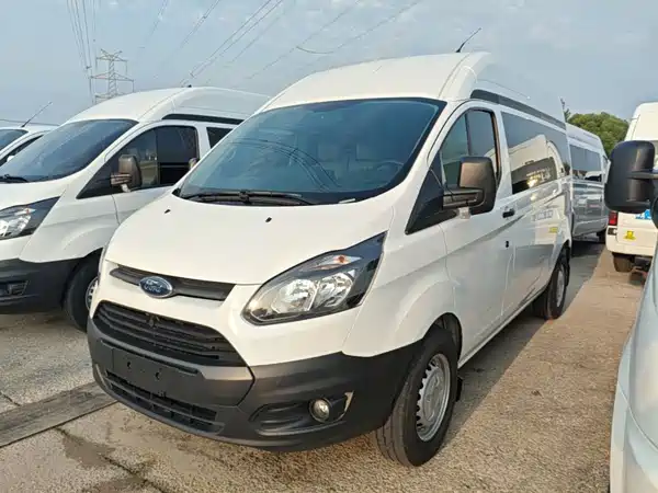 Ford Transit 2023