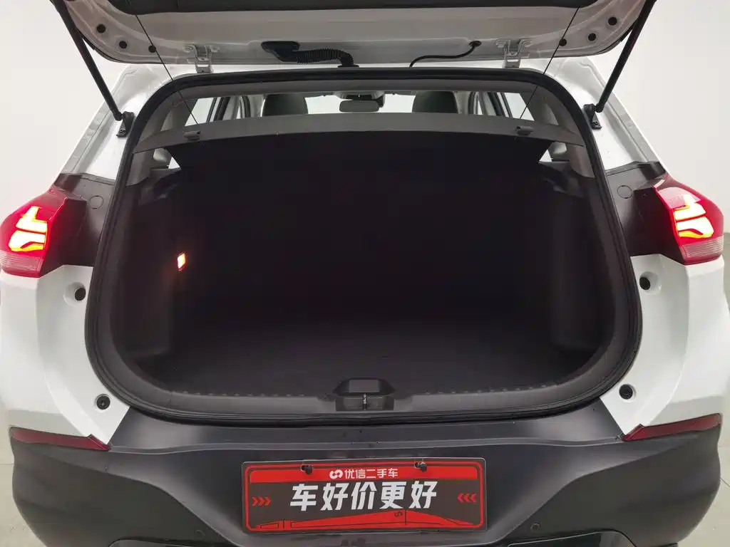 Chevrolet Trax 2022 — фото 16