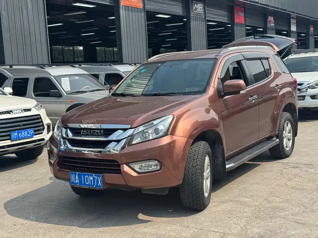 Isuzu MU-X 2017