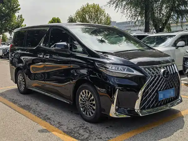 Lexus LM 2021