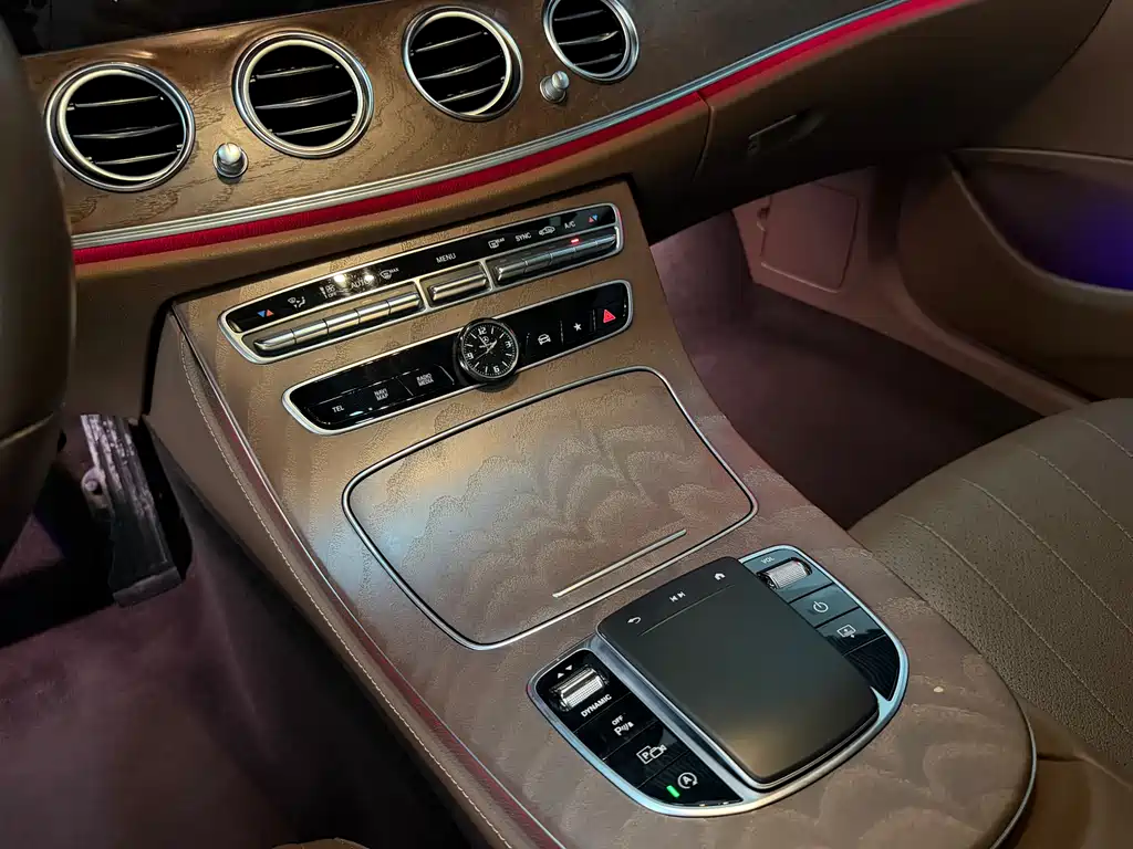 Mercedes-Benz E-Class 2023