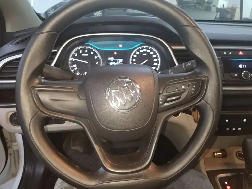 Buick Excelle GT 2017 — фото 11