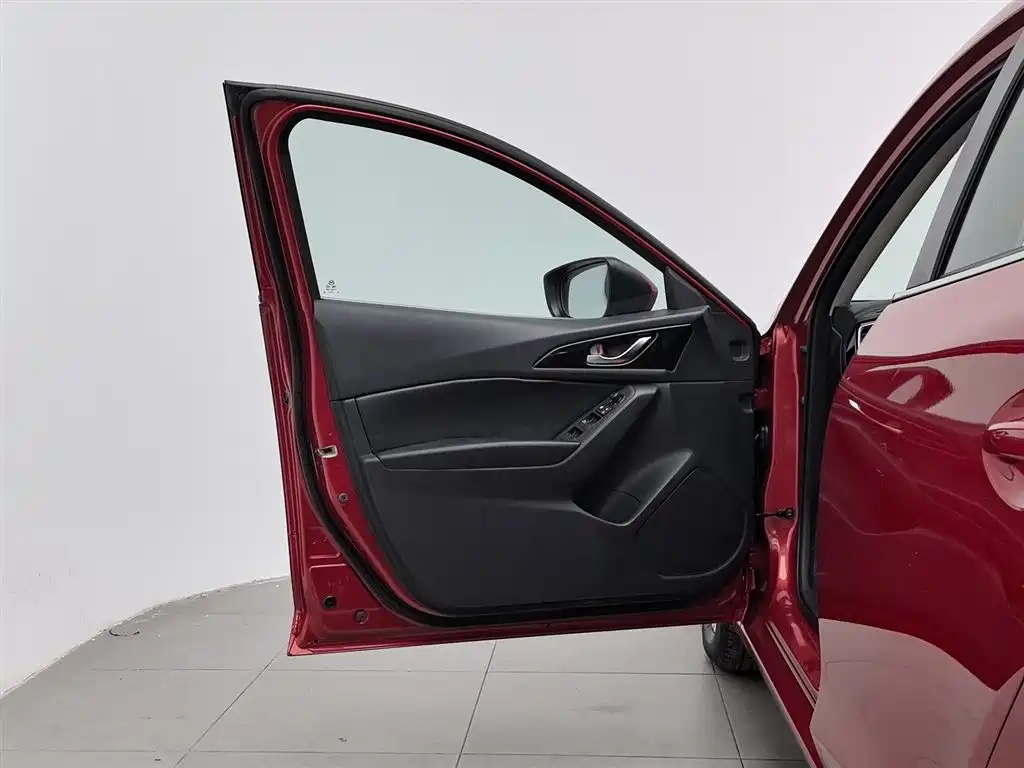Mazda 3 Axela 2015 — фото 8