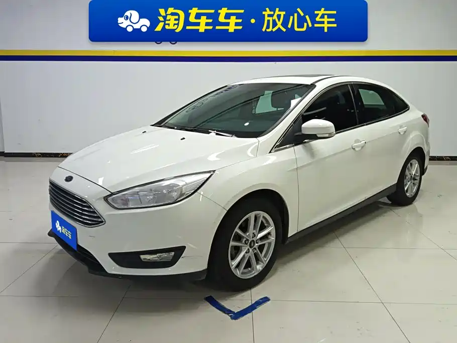 Ford Focus 2018 — фото 1