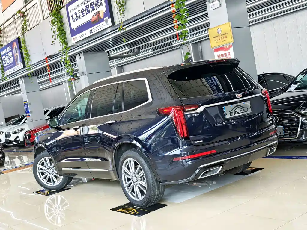 Cadillac XT6 2021 — фото 3