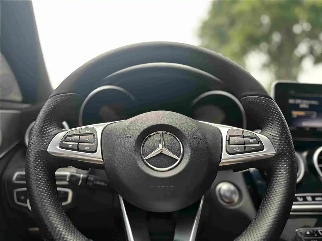 Mercedes-Benz C-Class 2018 — фото 12