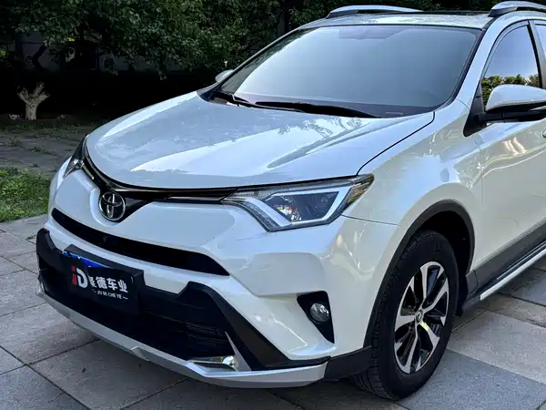 Toyota RAV4 2016