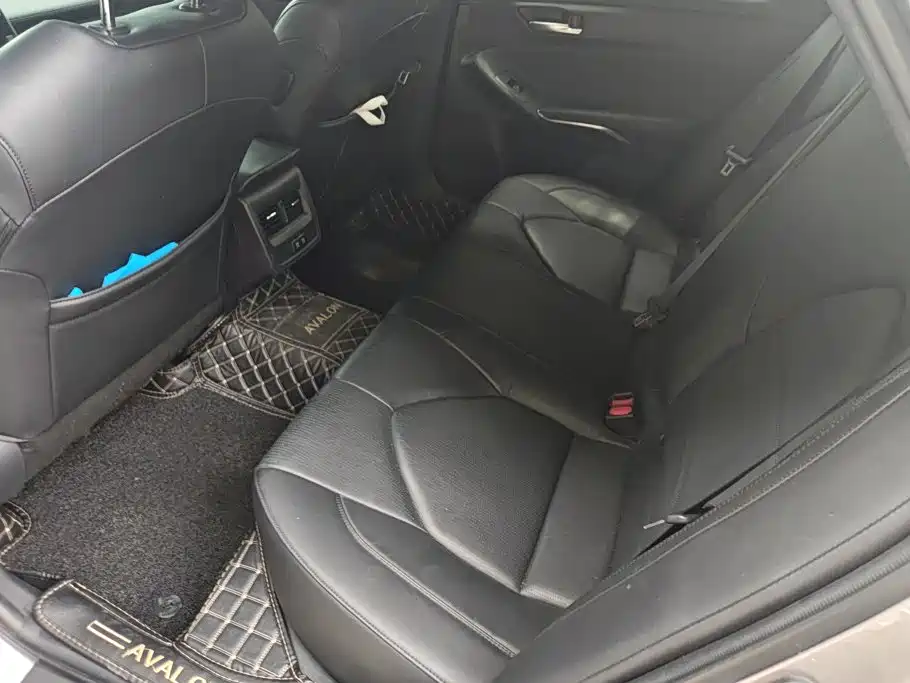 Toyota Avalon 2019 — фото 11