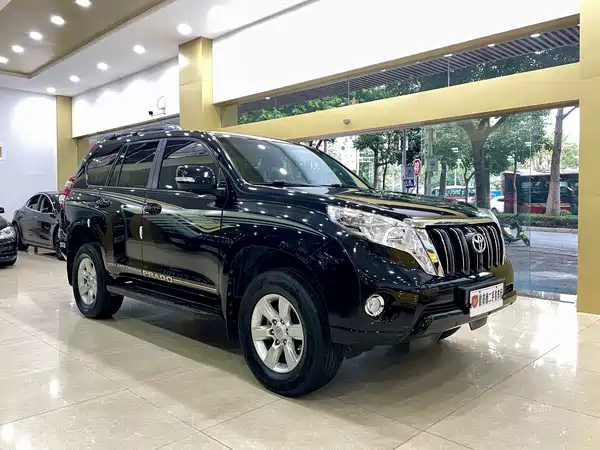 Toyota Prado 2015