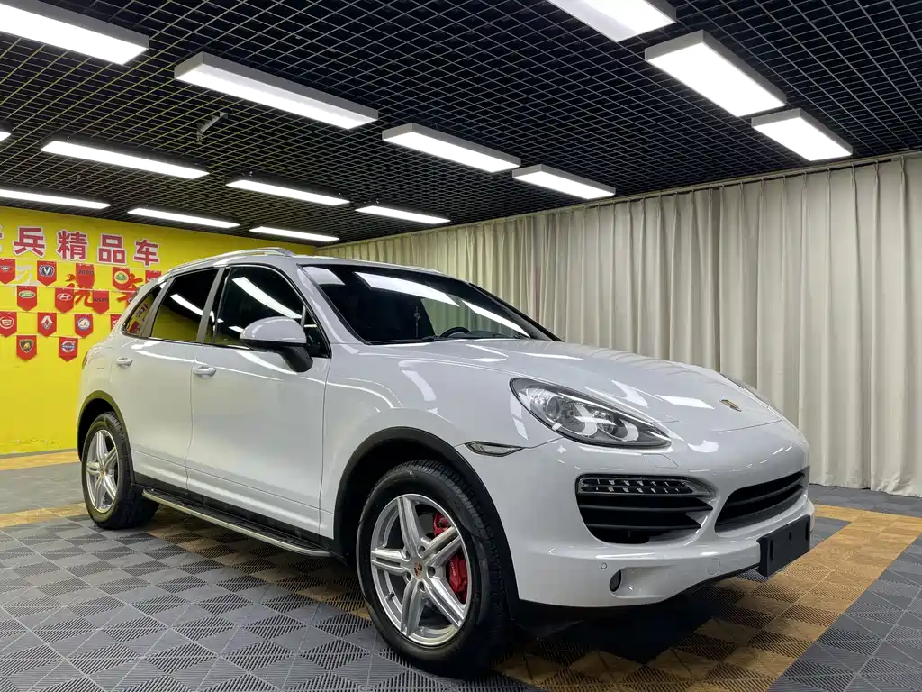 Porsche Cayenne 2013 — фото 5