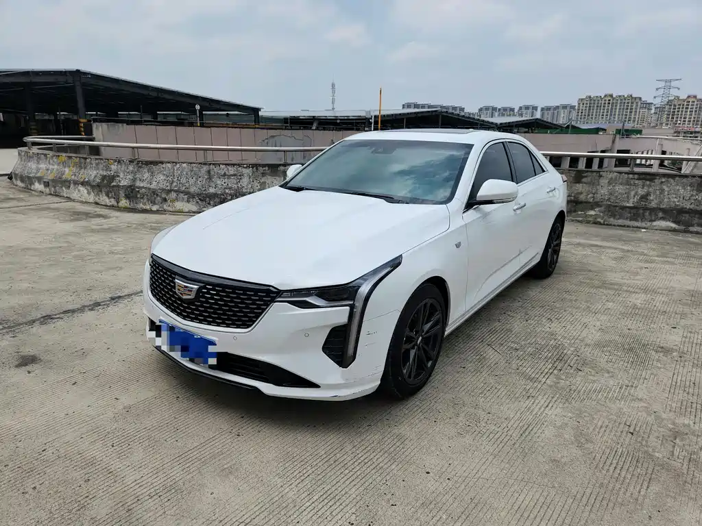 Cadillac CT4 2023