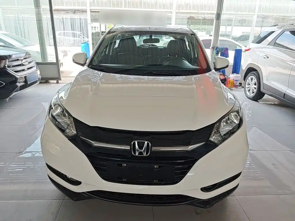 Honda Vezel 2016