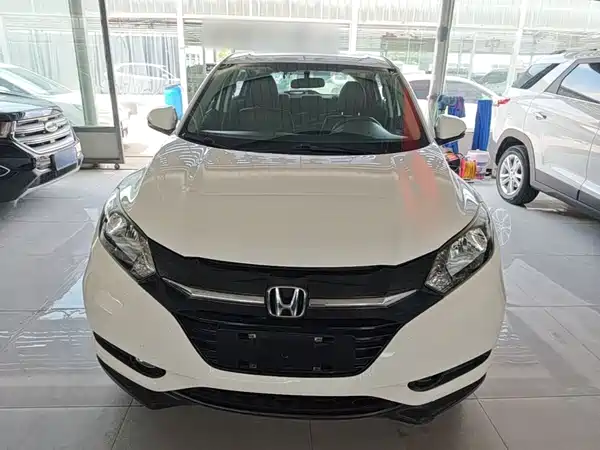 Honda Vezel 2016