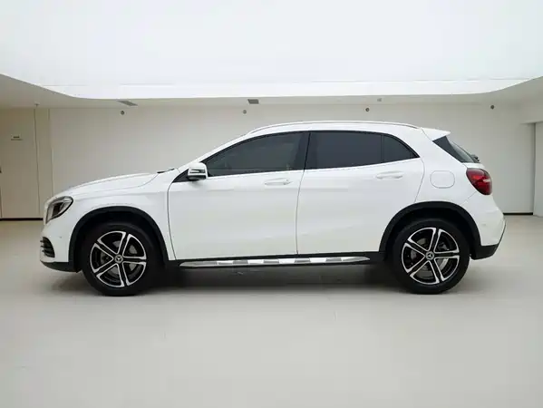 Mercedes-Benz GLA 2019
