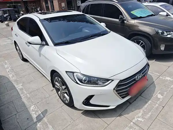 Hyundai Celesta 2018