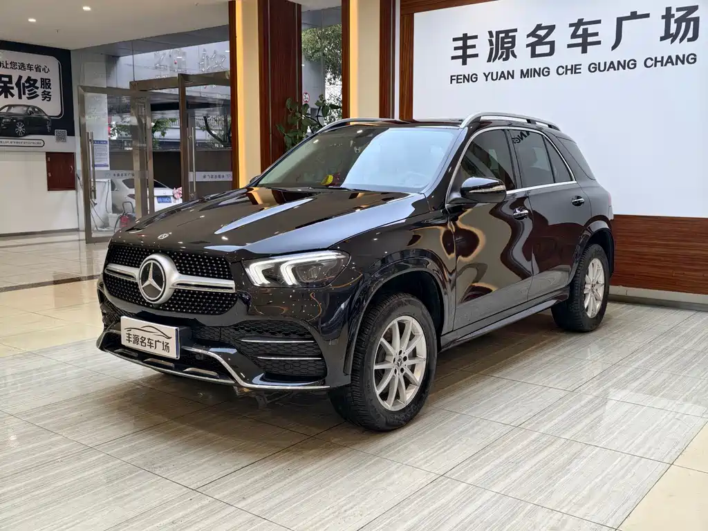Mercedes-Benz GLE 2020 — фото 1
