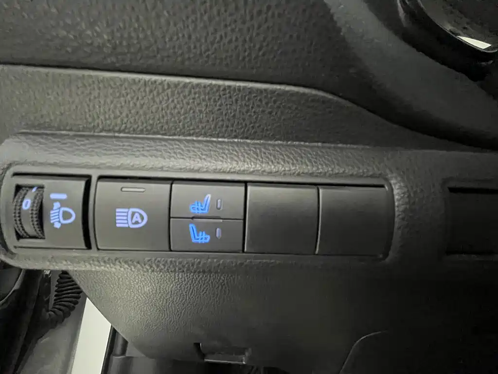 Toyota Corolla 2022 — фото 14
