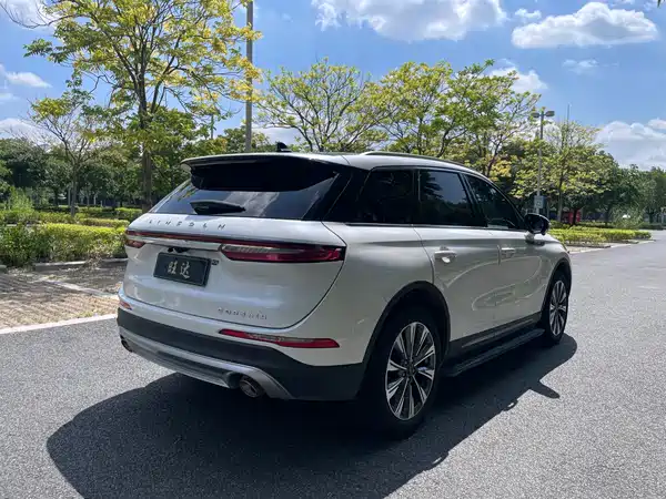 Lincoln Corsair 2021