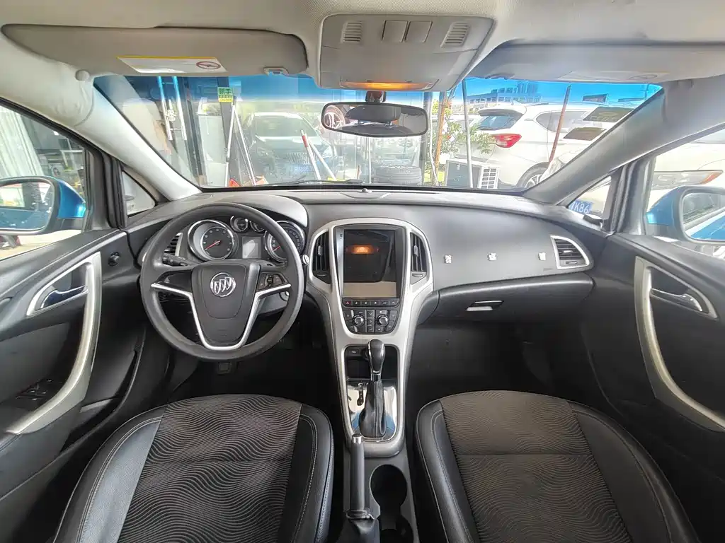 Buick Excelle GT 2012