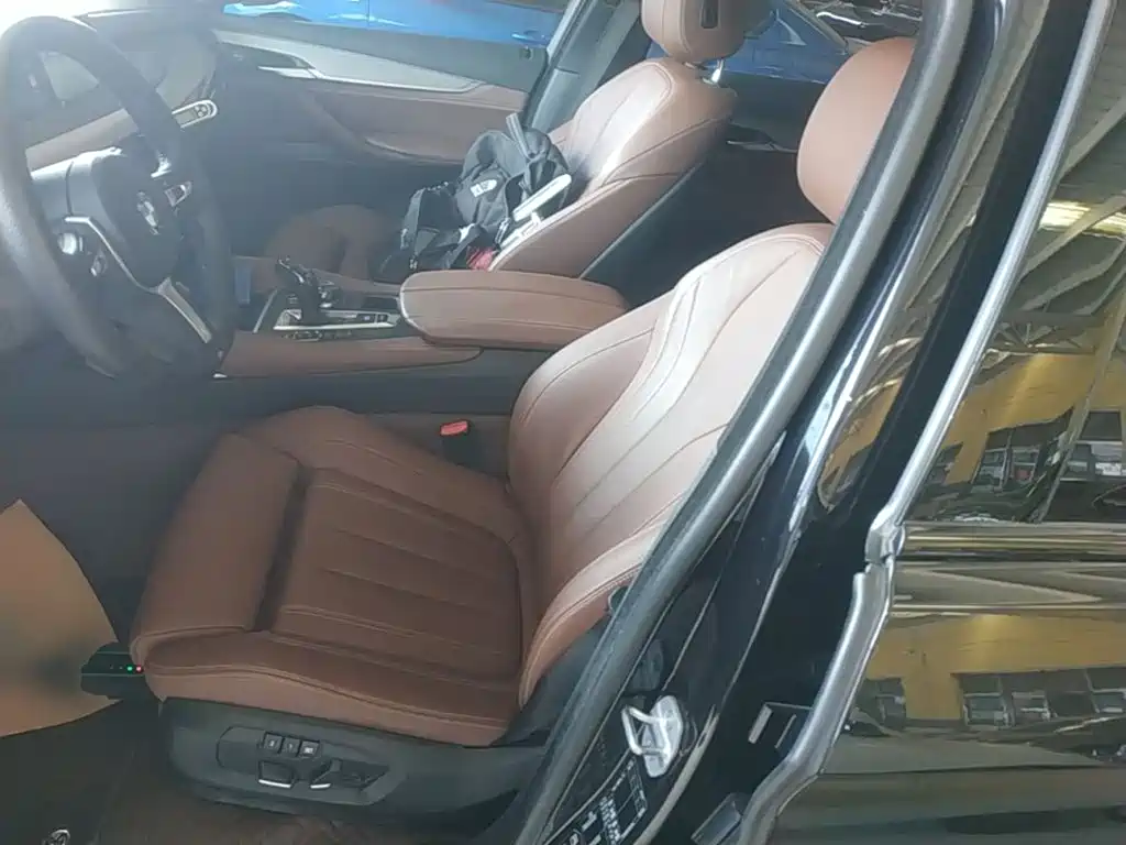 BMW X6 2019 — фото 15