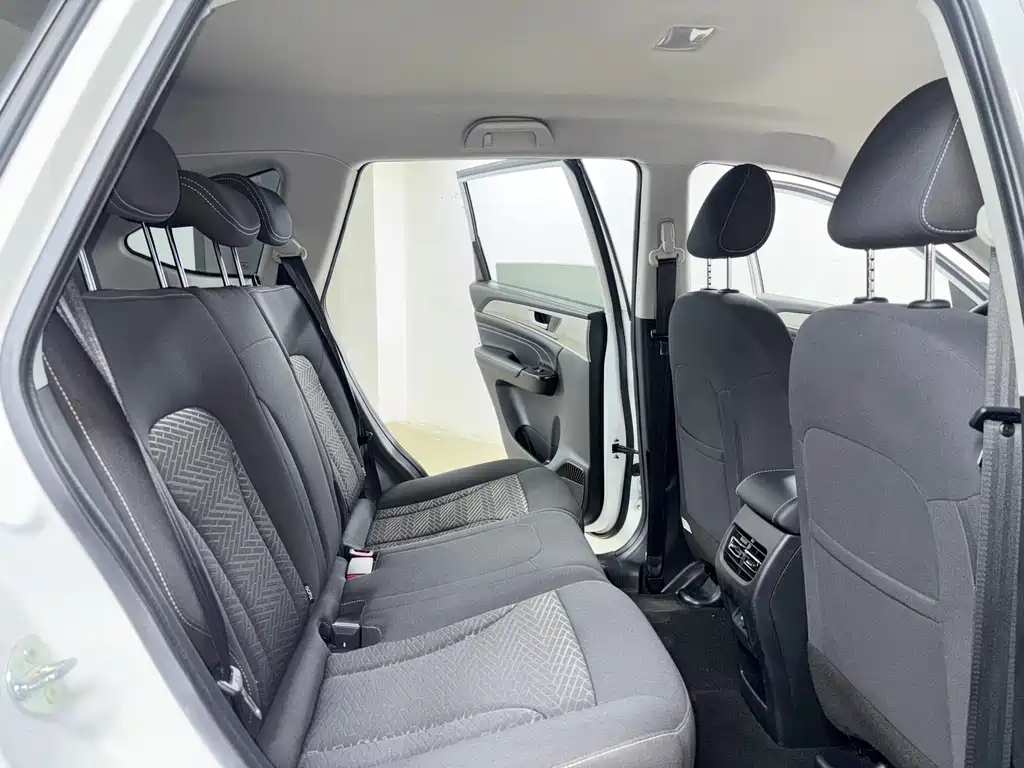 Haval M6 2023 — фото 10