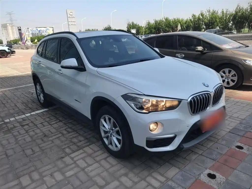 BMW X1 2017 — фото 4