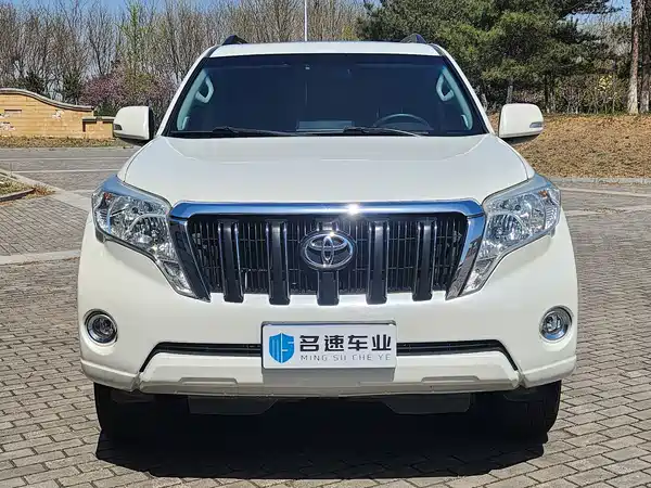 Toyota Prado 2016