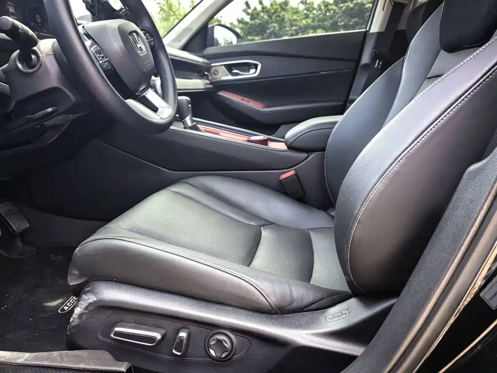 Honda Accord 2025 — фото 10