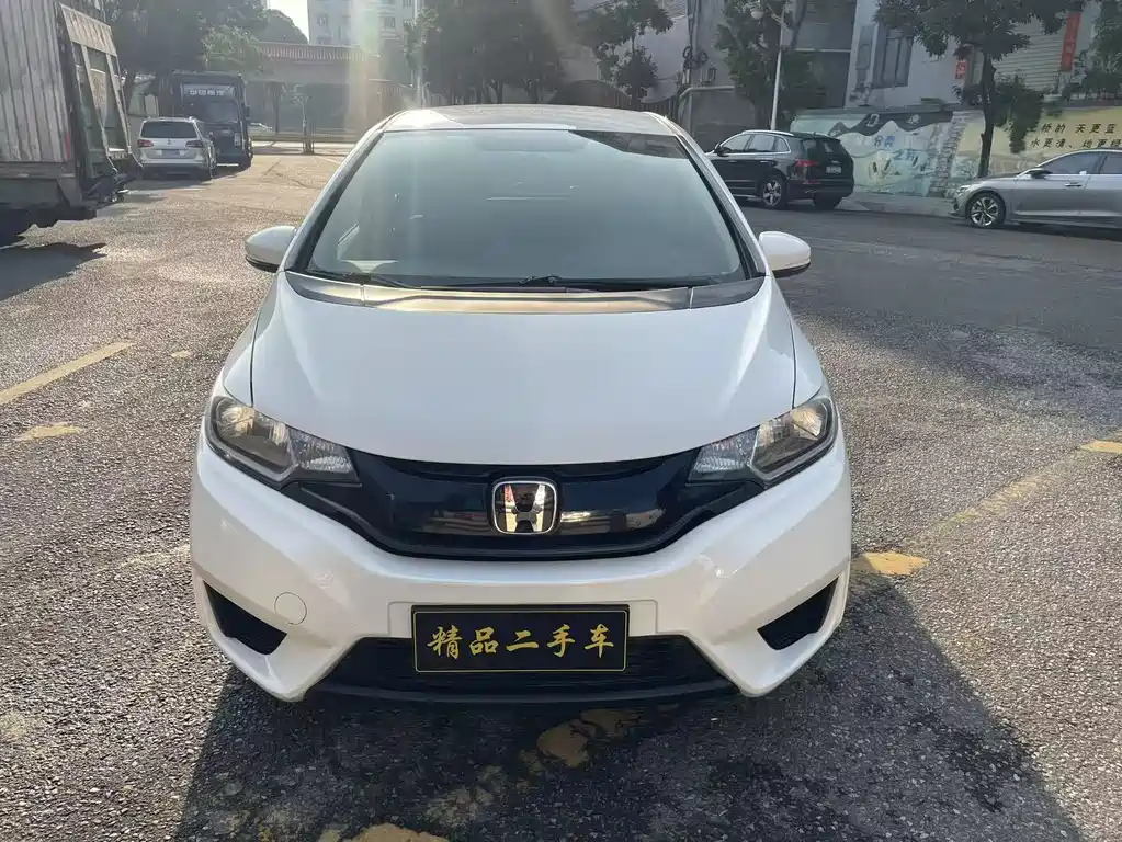 Honda Fit 2016 — фото 2