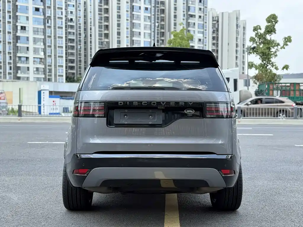 Land Rover Discovery 2021 — фото 15