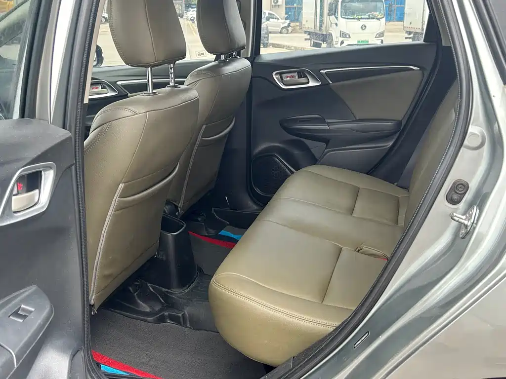 Honda Fit 2015 — фото 6