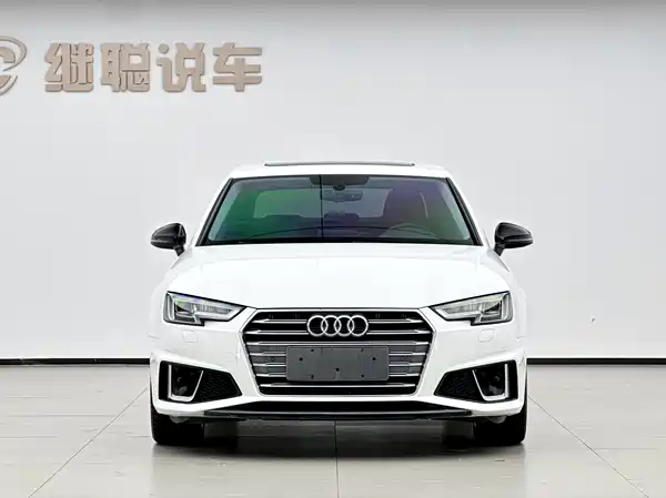 Audi A4L 2019