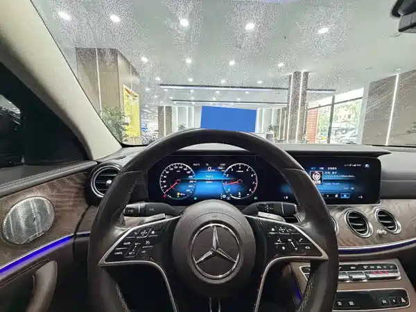 Mercedes-Benz E-Class 2023