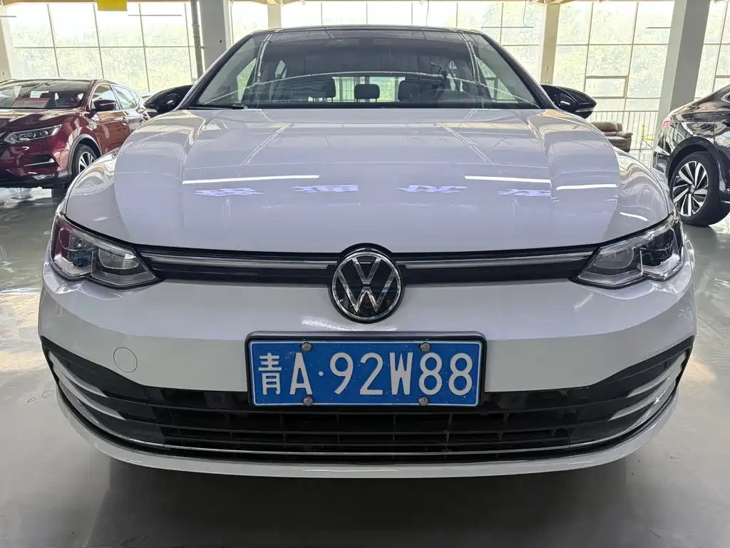Volkswagen Golf 2023