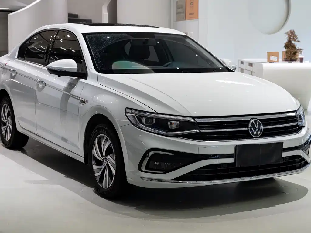 Volkswagen Bora 2023