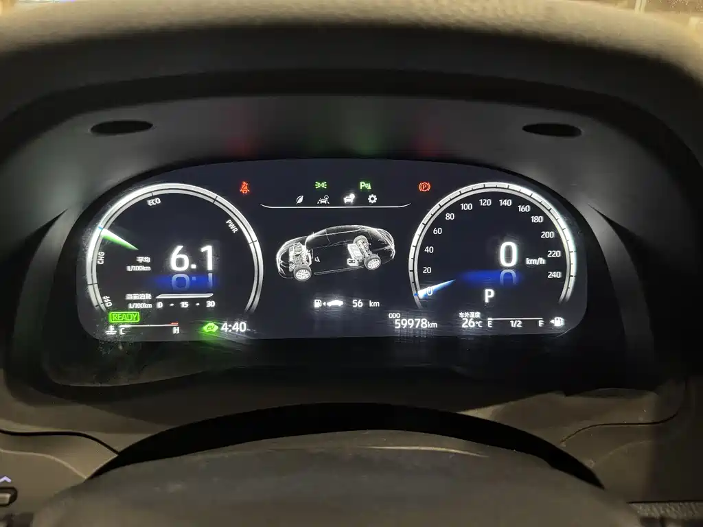 Toyota Camry 2018 — фото 14