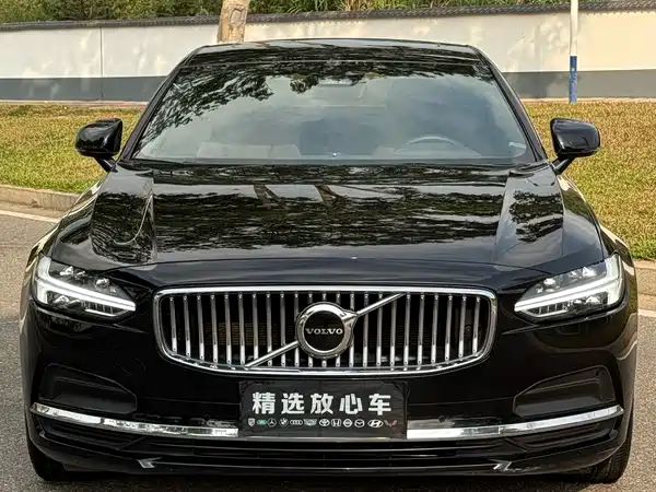 Volvo S90 2022