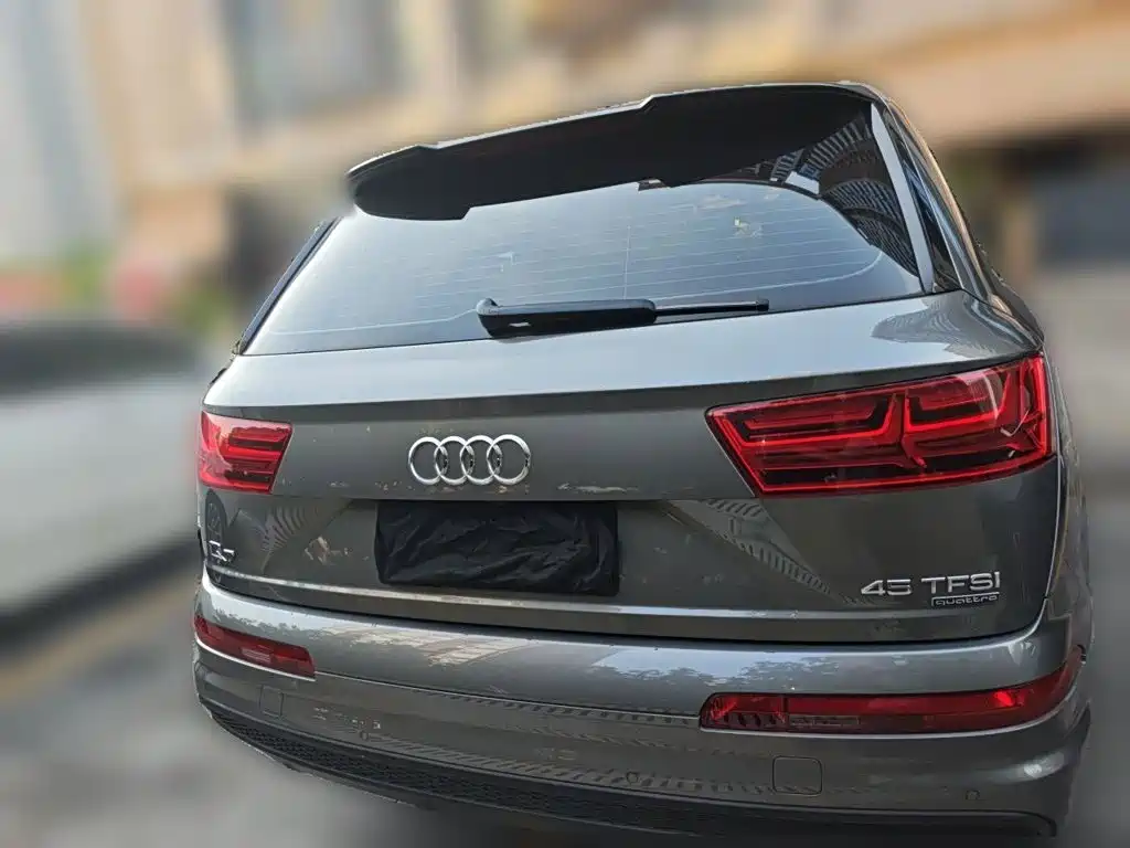 Audi Q7 2017 — фото 3