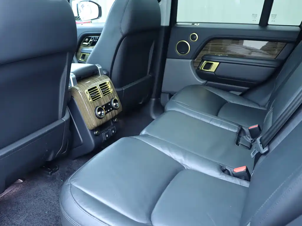 Land Rover Range Rover 2019 — фото 13