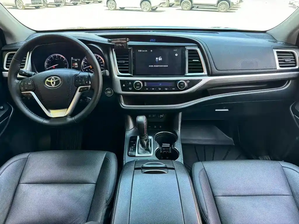 Toyota Highlander 2016 — фото 4