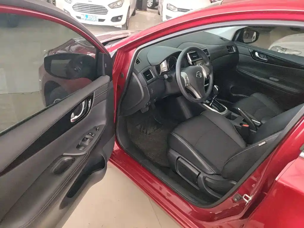 Nissan Tiida 2019 — фото 12