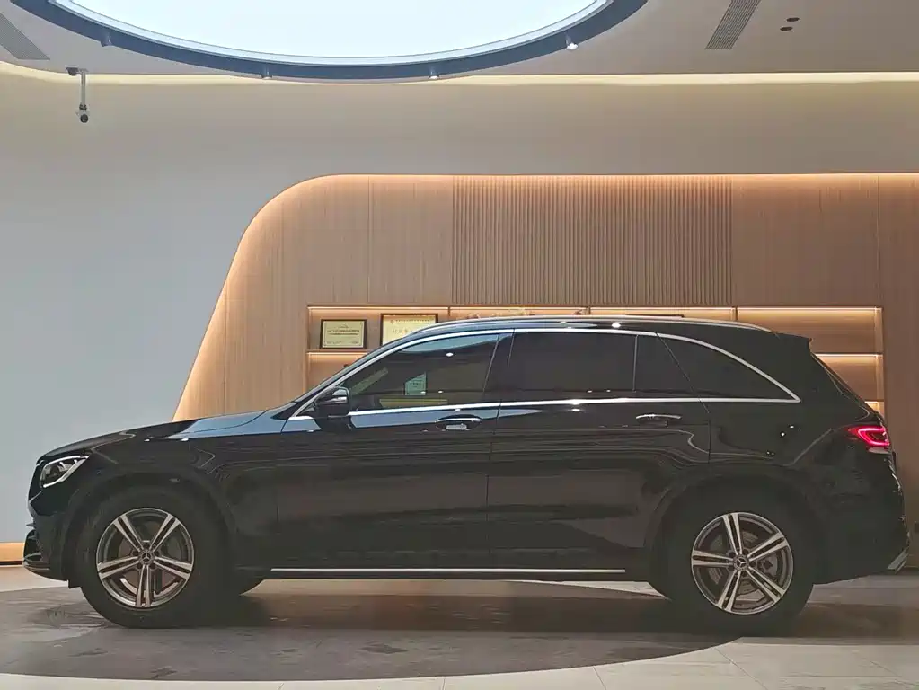 Mercedes-Benz GLC 2020 — фото 4
