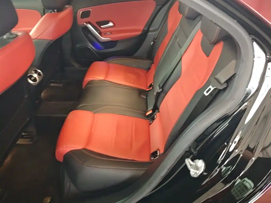 Mercedes-Benz A-Class AMG 2021 — фото 17