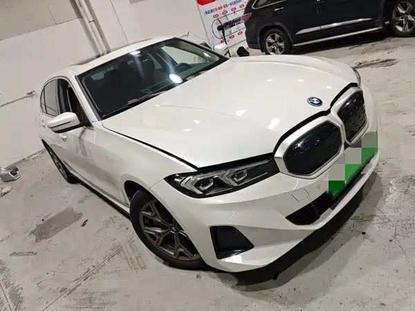 BMW i3 2024
