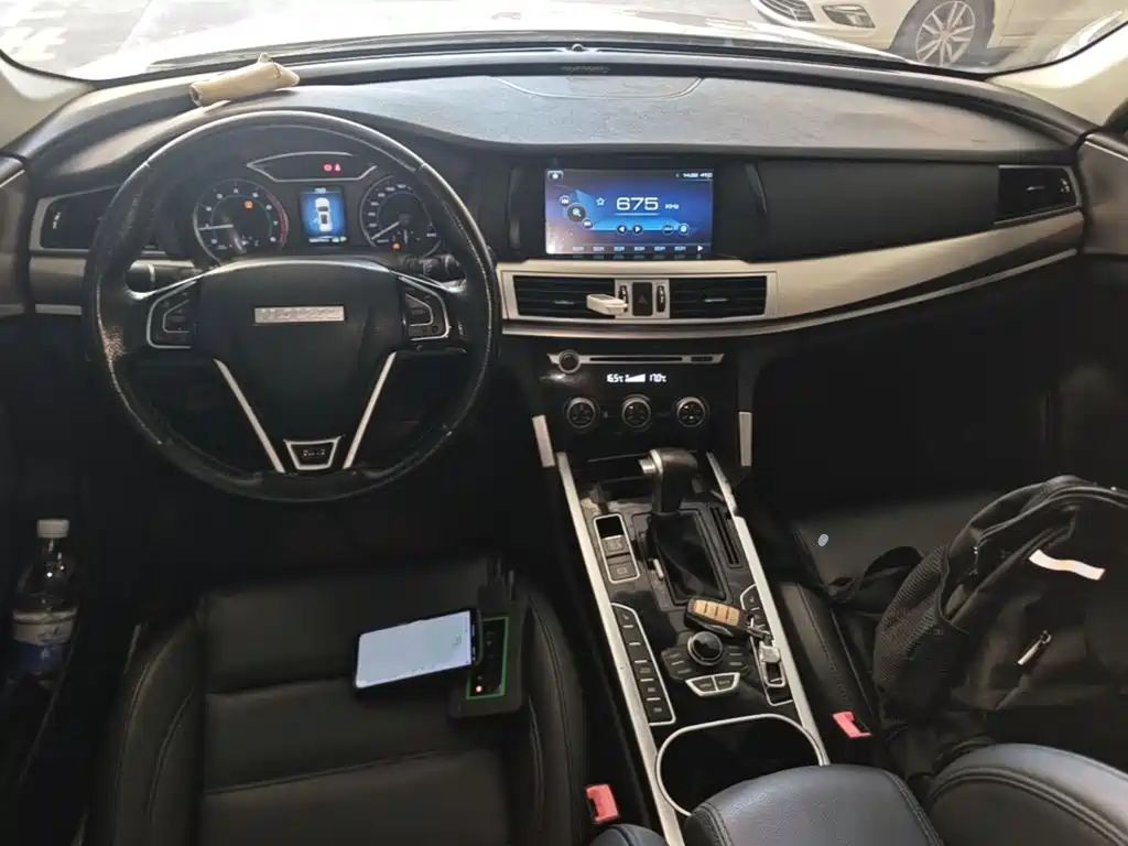 Haval H7 2017 — фото 10