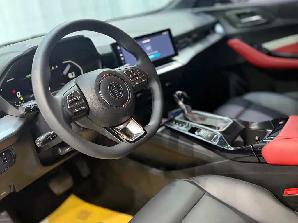 MG MG5 2024