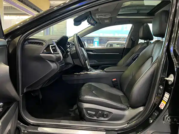 Toyota Camry 2018