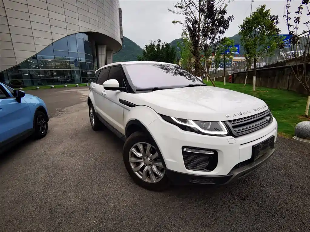 Land Rover Evoque 2019 — фото 3