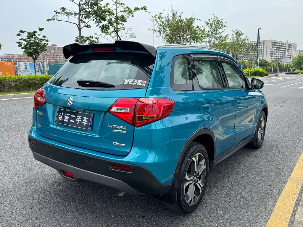 Suzuki Vitara 2016 — фото 9